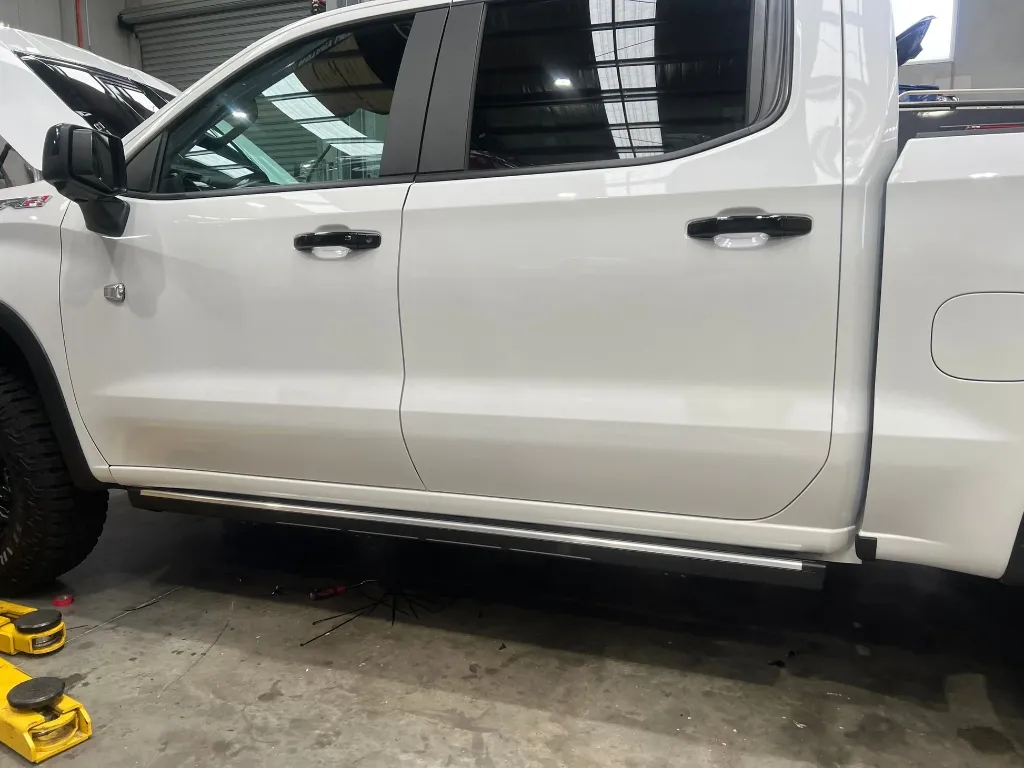 ori-electric-steps-chevy-silverado-zr2-ltz-2023-ori40001-ori-zr2ltz-steps-634558.webp